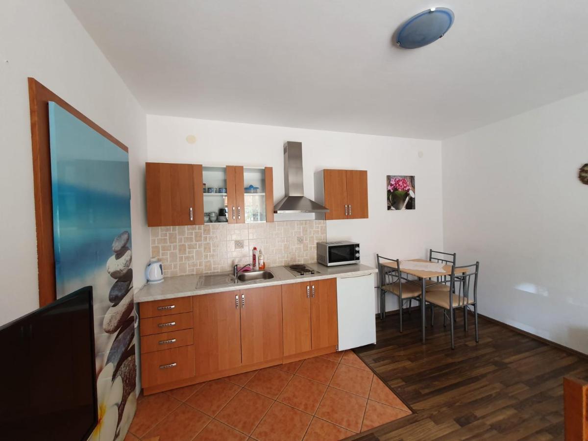 Topalovic Apartman *